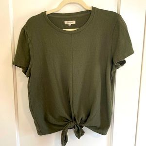 Maxwell green short sleeve shirt with tie front size large